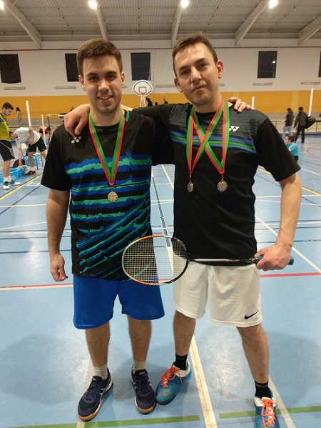 1819badminton1541